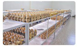 倉(cāng)庫(kù)一角